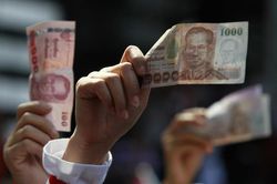 Thách thức bủa vây