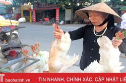 Người dân Hà Tĩnh nhộn nhịp sắm lễ ngày Tết Đoan ngọ
