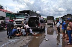 Cả gia đình thương vong vì gặp tai nạn trên đường đi nhận quà từ thiện