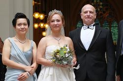 'Tiểu Long Nữ' gốc Việt cưới tỷ phú Hong Kong ở tuổi 55