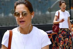 Katie Holmes ăn mặc lôi thôi trên phố gây thất vọng