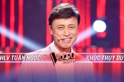 Khoảnh khắc HLV Tuấn Ngọc hát nghêu ngao 'ngẫu hứng' trên ghế nóng Giọng hát Việt