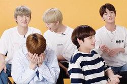 Taehyun (TXT) làm 'tan chảy' trái tim các thành viên còn lại khi cover một đoạn bản hit của Bruno Mars