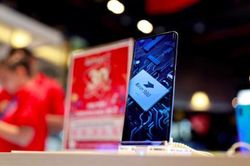Đến lượt Facebook 'nghỉ chơi' Huawei