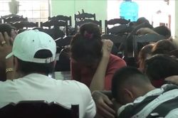 Gần 50 nam nữ thanh niên dương tính với ma túy trong quán karaoke