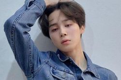 Jimin BTS thẫn thờ, rầu rĩ ra mặt khi biết thói quen đi ngủ của RM
