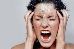 Cảnh báo về biến chứng nguy hiểm do thiên đầu thống