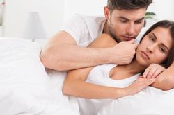 Vợ vắng nhà chưa tròn đêm và sự thật kinh hoàng trong phòng ngủ