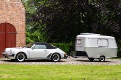 Khi đam mê xe Porsche và du lịch, đây chính là câu trả lời cho bạn
