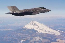 Hé lộ nguyên nhân tiêm kích tàng hình F-35A Nhật lao xuống biển