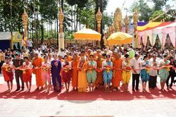 Sư cô tài trợ hơn 8 tỉ đồng xây chùa Khmer