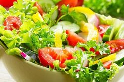 Bé gái Vĩnh Phúc suýt mất mạng vì bố mẹ chữa u não cho con bằng 'keto'