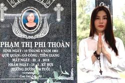 Diễm My 9X đau xót, nghẹn ngào bên mộ sau 49 ngày mẹ mất