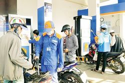 Tổng kiểm tra các cửa hàng xăng dầu trên toàn quốc