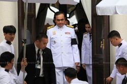 Ông Prayut chính thức nhậm chức Thủ tướng Thái-lan