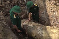 Thanh Hóa: Phá hủy thành công quả bom hơn 900kg