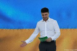Đảng của TT Zelensky hứa cải cách quân sự theo tiêu chuẩn NATO