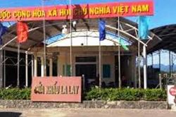 Cảnh cáo, luân chuyển 5 cán bộ hải quan cửa khẩu La Lay