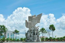 Thống nhất định mức dự phù điêu và tượng đài của dự án Bảo tồn và phát huy giá trị Xô Viết Nghệ Tĩnh