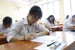 Cửa sổ lớp học: Chấm phúc khảo