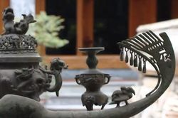 Nhập nhèm đồ đồng giả thành món đồ cổ