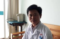 Dùng bia cứu sống bệnh nhân: Bác sĩ Lâm được Thủ tướng tặng Bằng khen