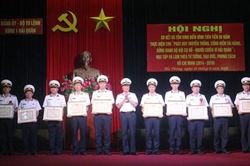 Vùng 1 Hải Quân: Kết hợp chặt chẽ việc thực hiện Cuộc vận động với học tập và làm theo Bác
