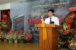 Nhà báo Hồ Quang Lợi ra mắt cuốn sách 'Thời cuộc và văn hóa'