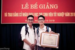 Phụ huynh hãy ngưng... 'làm quá'!
