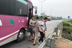 'Xé' rào vào cao tốc