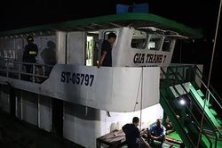 Những vấn đề cần làm sáng tỏ trong vụ xăng giả