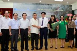 Bàn thảo thời cuộc từ câu chuyện văn hóa
