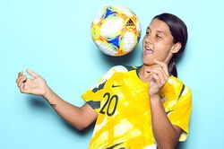 Sam Kerr: Cô gái triệu đô của bóng đá Australia
