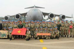 Tự hào các chiến sĩ mũ nồi xanh Việt Nam