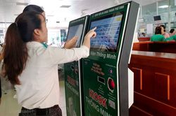 Nghệ An: Khám chữa bệnh thuận tiện hơn với thẻ thông minh