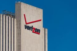 Huawei yêu cầu Verizon trả hơn 1 tỷ USD phí bản quyền