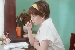 Bạn thắc mắc cô nàng tomboy Bảo Hân (Về nhà đi con) nữ tính thế nào trong MV của Da LAB? Câu trả lời có tại đây!