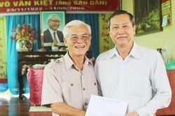 Quỹ Tiếp sức tài năng An Giang: Trao hỗ trợ chi phí học tập và vốn sản xuất kinh doanh