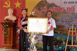 Trao chứng nhận di sản văn hóa phi vật thể quốc gia đối với Lễ cúng bản Gạ Ma Thú