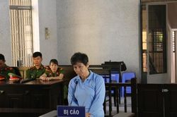 Truy sát con của người tình đồng tính rồi tự thiêu