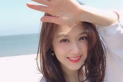 Jang Nara gần 40 tuổi vẫn trẻ trung như thiếu nữ đôi mươi