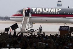 Màu sơn mới của TT Trump cho Air Force One gây liên tưởng bất ngờ