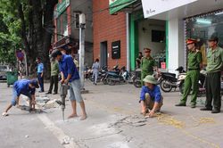 Lập lại trật tự trên tuyến đường Láng