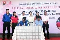 Gần 700 học sinh tham gia chương trình 'Một ngày làm nhân viên siêu thị'