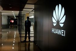 Liệu Anh có nghe Mỹ cấm Huawei ?