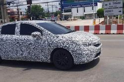 Honda City 2020 rò rỉ những hình ảnh chạy thử trên đường phố