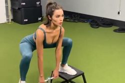 Mỹ nhân nóng bỏng nhất 2019 tập luyện thế nào để có vóc dáng sexy?