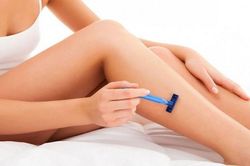 Những sai lầm khi cạo lông chân chị em nào cũng mắc phải