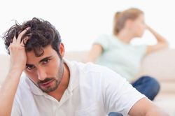 Gửi anh hàng xóm độc thân 'trông hộ' vợ trẻ và cái kết cay đắng