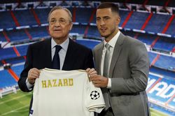 Real tái hiện Galacticos, 'bố già' Perez vẫn là số 1